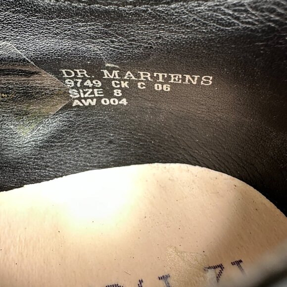 Dr. Martens Black Brogues Made In England Mens Sz 8 Wingtip Chunky Platform Shoe - Picture 13 of 13